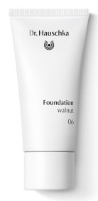 30 Ml Dr. Hauschka Foundation 06 Walnut