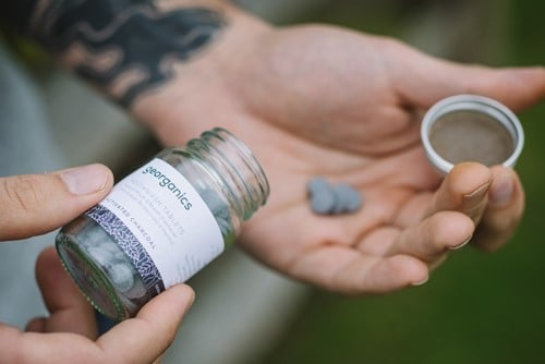 toothpaste-tablets-active-charcoal-georganics-120-tabletten