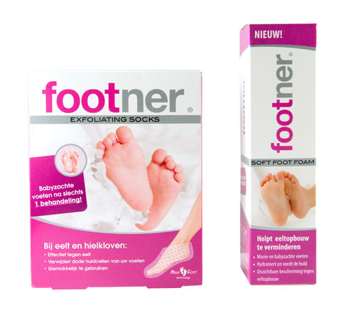 Footner Exfoliating Socks met Soft Foot Foam 1 combipackage