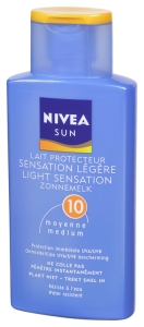 200 ml Nivea Sun Light Sensation Zonnemelk 10